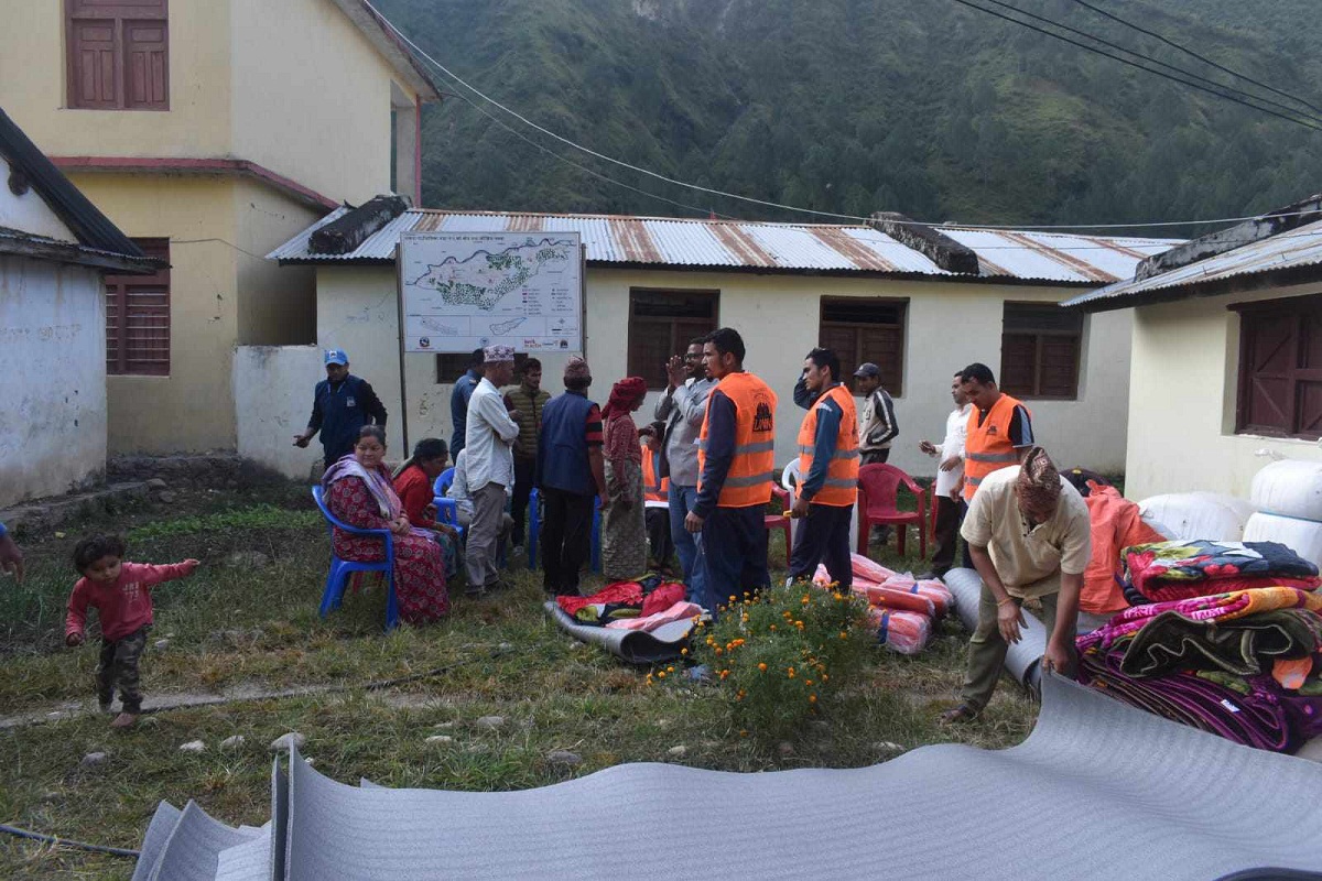 thalara bhukampa pidit bajhang-21697264393.jpg